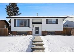 3511 48 Street NE Calgary, AB T1Y 1S3