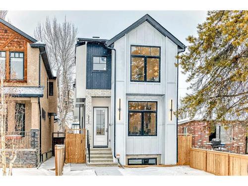 222 28 Avenue Nw, Calgary, AB - Outdoor