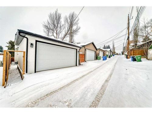 222 28 Avenue Nw, Calgary, AB - Outdoor With Exterior