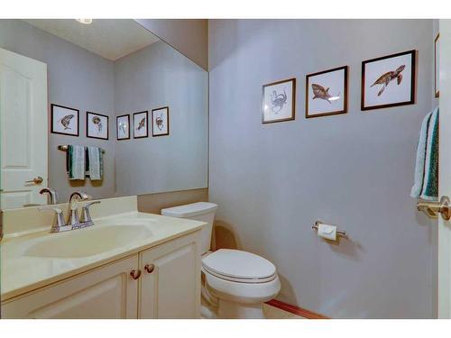 63 Woodpark Close Sw, Calgary, AB - Indoor Photo Showing Bathroom