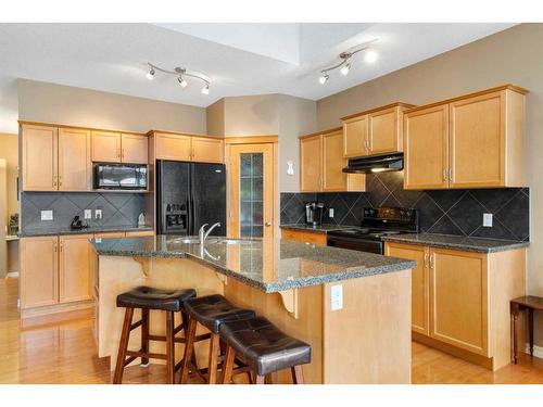 42 Wentworth Landing Sw, Calgary, AB - Indoor Photo Showing Kitchen With Double Sink