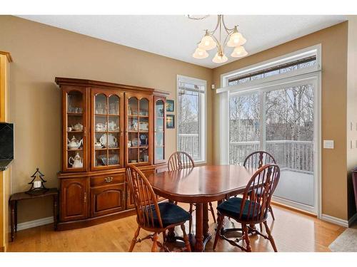 42 Wentworth Landing Sw, Calgary, AB - Indoor Photo Showing Dining Room