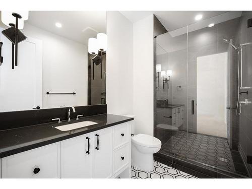 4216 5A Street Sw, Calgary, AB - Indoor Photo Showing Bathroom