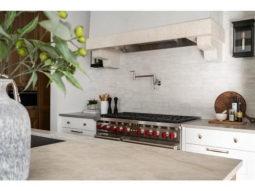 4216 5A Street Sw, Calgary, AB - Indoor Photo Showing Kitchen