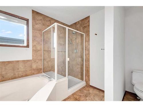 86 Tuscany Reserve Rise Nw, Calgary, AB - Indoor Photo Showing Bathroom