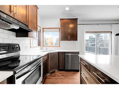 86 Tuscany Reserve Rise Nw, Calgary, AB - Indoor Photo Showing Kitchen With Stainless Steel Kitchen