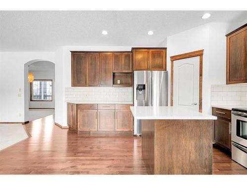 86 Tuscany Reserve Rise Nw, Calgary, AB - Indoor Photo Showing Kitchen With Stainless Steel Kitchen