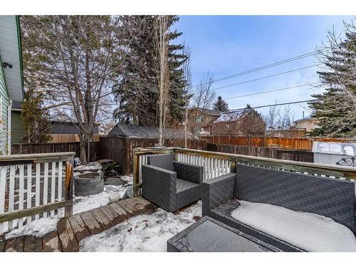 1040 Mckenzie Drive Se, Calgary, AB - Outdoor