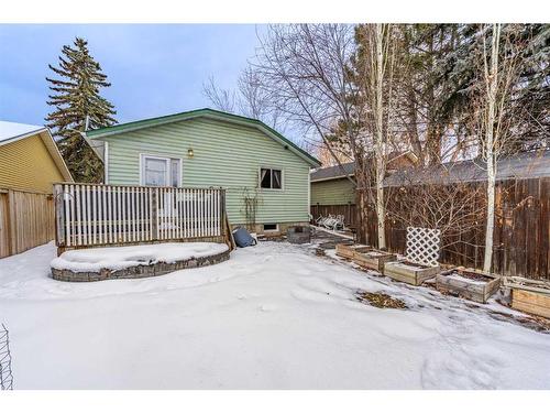 1040 Mckenzie Drive Se, Calgary, AB - Outdoor With Exterior