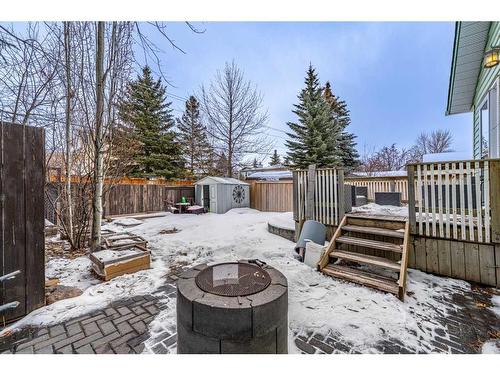 1040 Mckenzie Drive Se, Calgary, AB - Outdoor