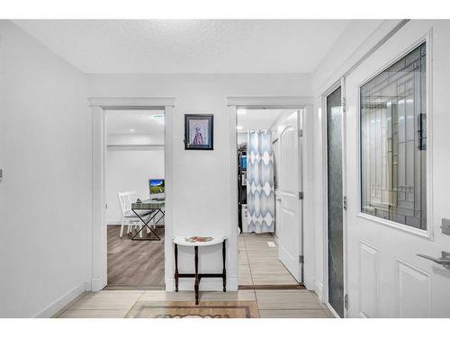 748 Rundleridge Drive Ne, Calgary, AB - Indoor Photo Showing Other Room