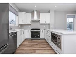 40 Magnolia Mount SE Calgary, AB T3M 2W6