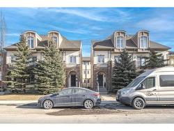 3-1918 32 Street SW Calgary, AB T3E 2R1