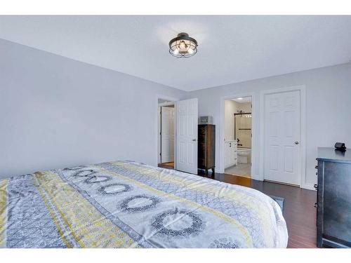 178 Citadel Estates Heights Nw, Calgary, AB - Indoor Photo Showing Bedroom