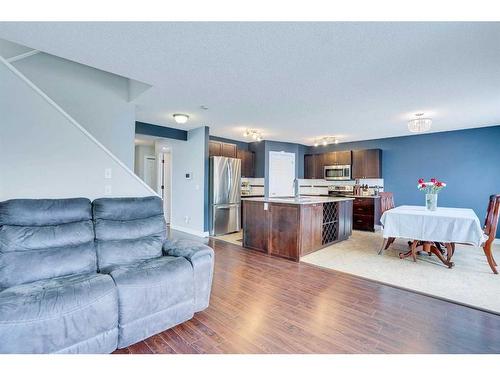 178 Citadel Estates Heights Nw, Calgary, AB - Indoor Photo Showing Living Room