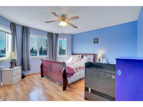 115 Coral Springs Circle Ne, Calgary, AB - Indoor Photo Showing Bedroom