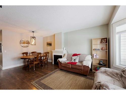 53 Hidden Valley Villas Nw, Calgary, AB - Indoor Photo Showing Living Room