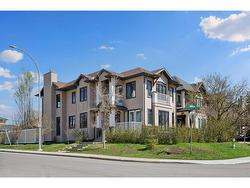 4538 Montgomery Avenue NW Calgary, AB T3B 0K9