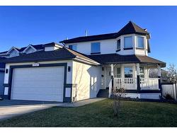 213 Harvest Hills Drive NE Calgary, AB T3K 3Y4