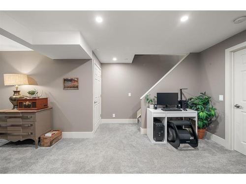 59 Rivercrest Crescent Se, Calgary, AB - Indoor