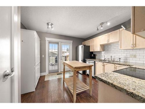 59 Rivercrest Crescent Se, Calgary, AB - Indoor Photo Showing Kitchen With Upgraded Kitchen