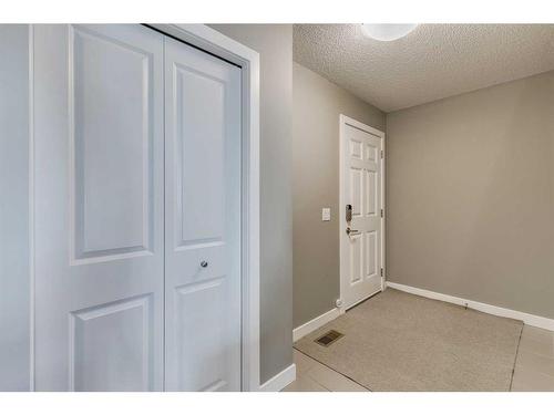 146 Auburn Glen Circle Se, Calgary, AB - Indoor Photo Showing Other Room