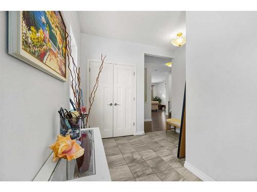 27 Mahogany Passage Se, Calgary, AB - Indoor Photo Showing Other Room