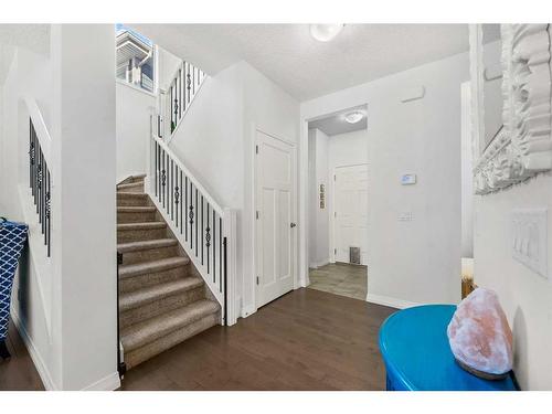 27 Mahogany Passage Se, Calgary, AB - Indoor Photo Showing Other Room