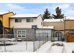 4306 6 Avenue SE Calgary, AB T2A 3B2