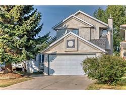 19 Macewan Ridge Close NW Calgary, AB T3K 3A7