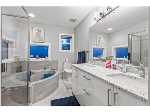 235 California Place Ne, Calgary, AB - Indoor Photo Showing Bathroom