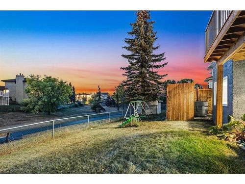 235 California Place Ne, Calgary, AB - Outdoor