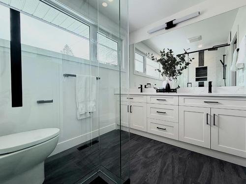 185 Westminster Drive Sw, Calgary, AB - Indoor Photo Showing Bathroom