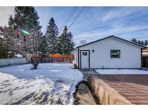 185 Westminster Drive Sw, Calgary, AB - Outdoor