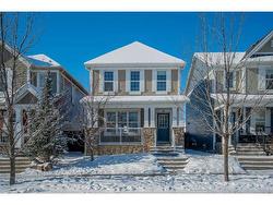 139 89 Street SW Calgary, AB T3H 0M4