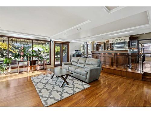 612 Varsity Estates Place Nw, Calgary, AB - Indoor Photo Showing Living Room