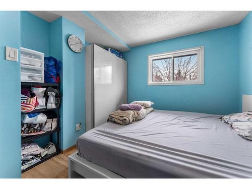 2018 Cottonwood Crescent Se, Calgary, AB - Indoor Photo Showing Bedroom