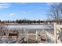 95 Toscana Gardens NW Calgary, AB T3L 3C2