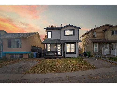 256 Abinger Crescent Ne, Calgary, AB - Outdoor With Facade