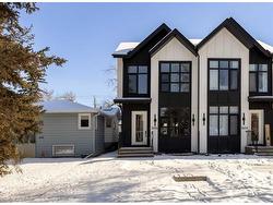 2632 30 Street SW Calgary, AB T3E 2M2