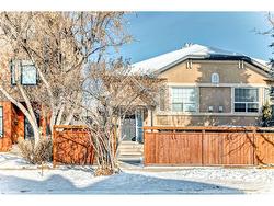 2-260 18 Avenue NE Calgary, AB T2E 1N2