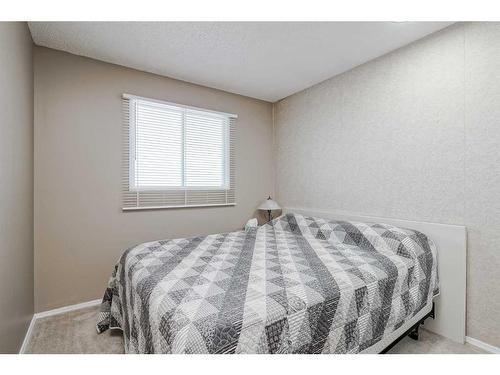 28 Beddington Crescent Ne, Calgary, AB - Indoor Photo Showing Bedroom