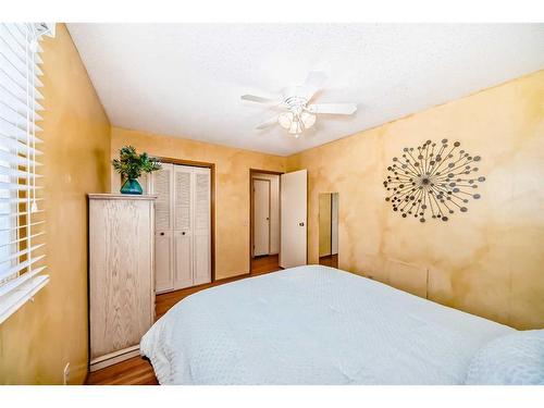 5031 Marian Road Ne, Calgary, AB - Indoor Photo Showing Bedroom