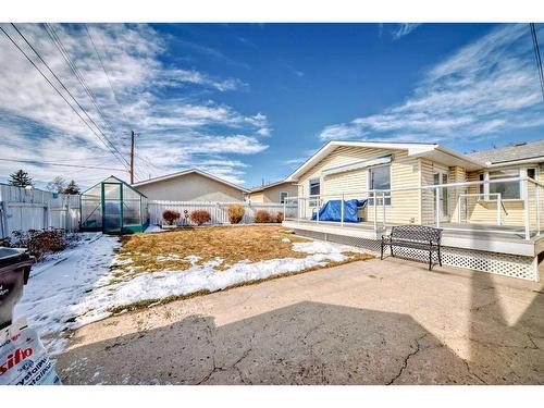 5031 Marian Road Ne, Calgary, AB - Outdoor