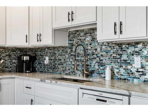 3922 Fonda Way Se, Calgary, AB - Indoor Photo Showing Kitchen