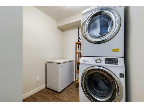 3922 Fonda Way Se, Calgary, AB - Indoor Photo Showing Laundry Room