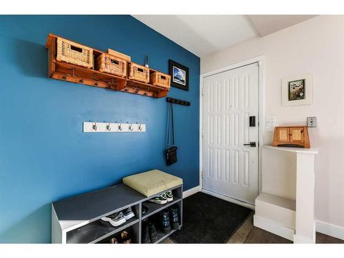 3922 Fonda Way Se, Calgary, AB - Indoor Photo Showing Other Room