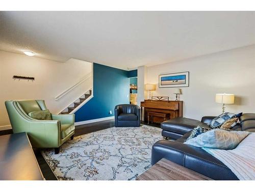 3922 Fonda Way Se, Calgary, AB - Indoor Photo Showing Living Room