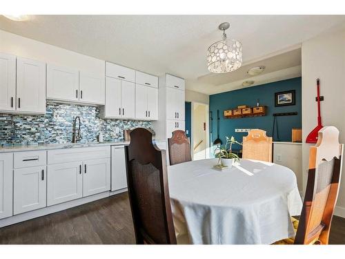 3922 Fonda Way Se, Calgary, AB - Indoor Photo Showing Dining Room