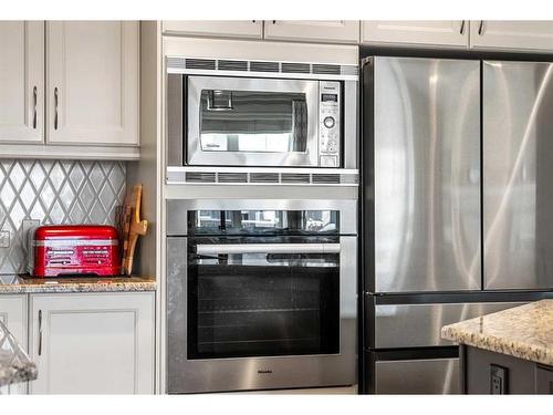 274 Cranleigh Place Se, Calgary, AB - Indoor Photo Showing Kitchen With Stainless Steel Kitchen With Upgraded Kitchen